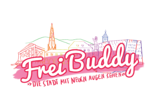 Das Bild zeigt das Logo "Frei Buddy", die Stadt mir neuen Augen sehen. Im Hintergrund die Silhouette der Stadt Freiburg als Zeichnung.